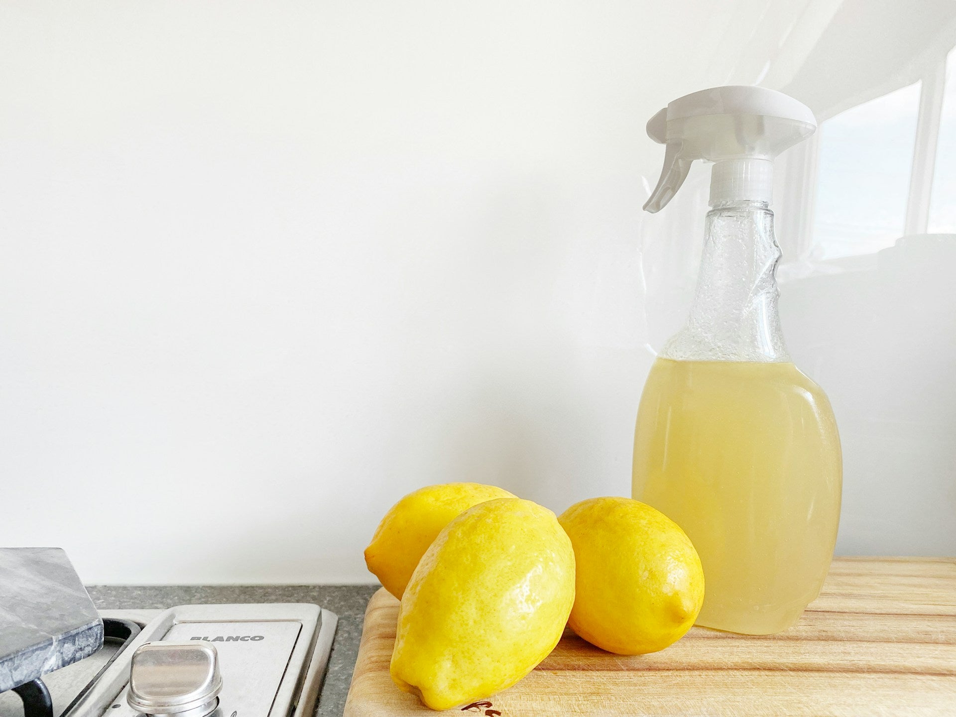 What Does ‘‘Chemical Free’’ Really Mean? (& What Chemicals To Watch Out For!)